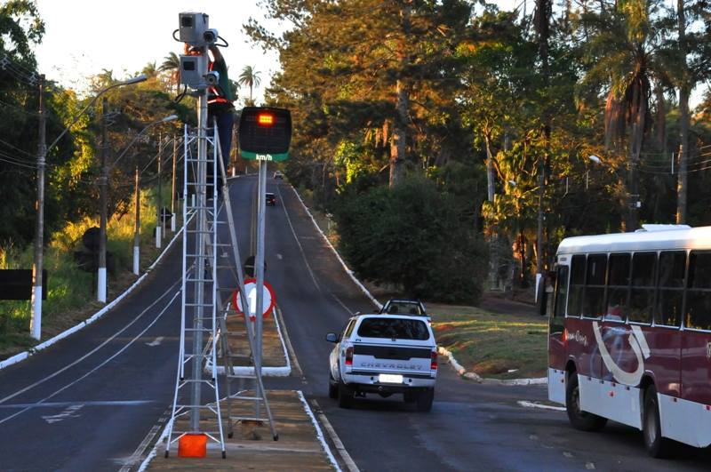 DER instala novas câmeras no radar que funciona na estrada do Barreiro