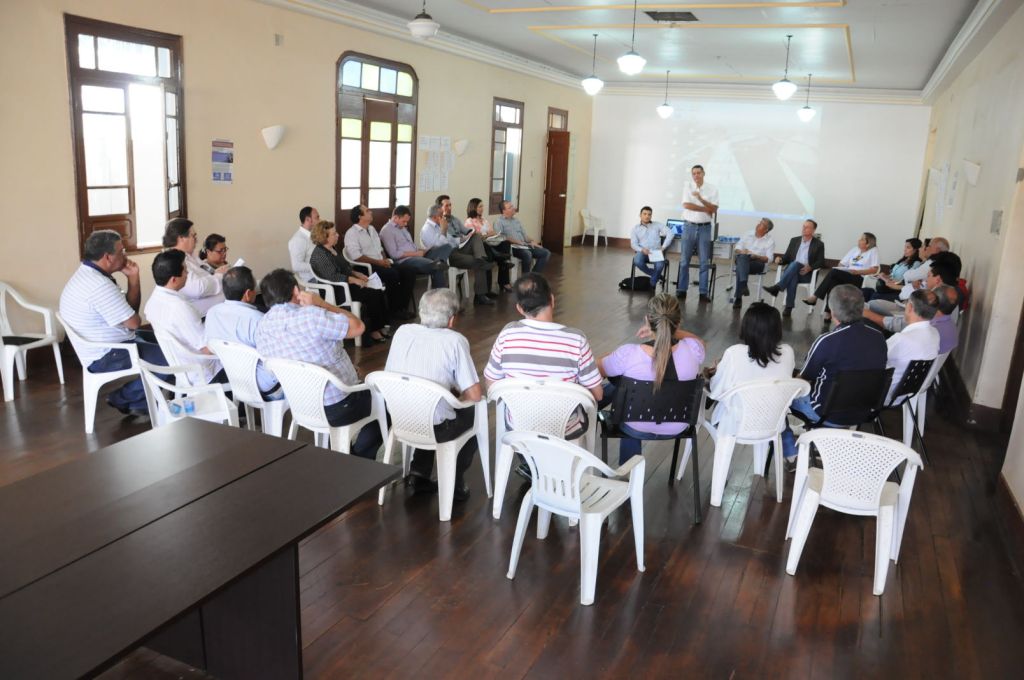 Prefeitos da região discutem consórcio de saúde em Araxá