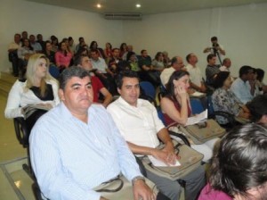 Representantes do setor debateram crise da cafeicultura no País, em Patos de Minas