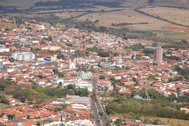 Vereador de Sacramento consegue recurso para reforma da Escola Dr. João Cordeiro