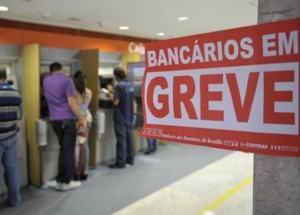 Bancários de todo o país rejeitam contraproposta patronal e mantêm greve