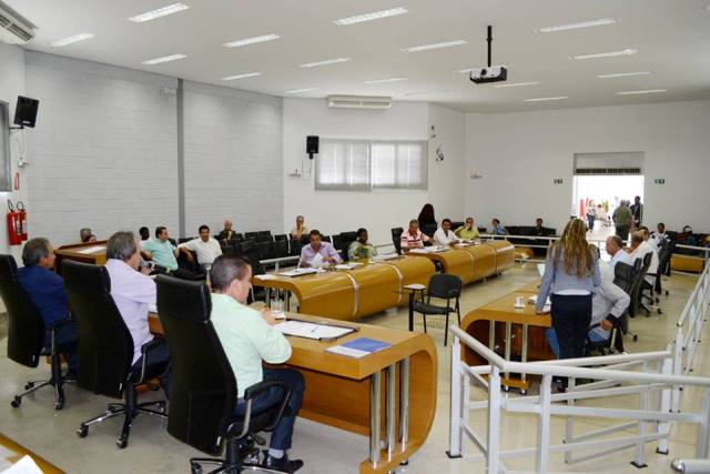 Câmara de Araxá aprova Lei Orçamentária Anual para 2014