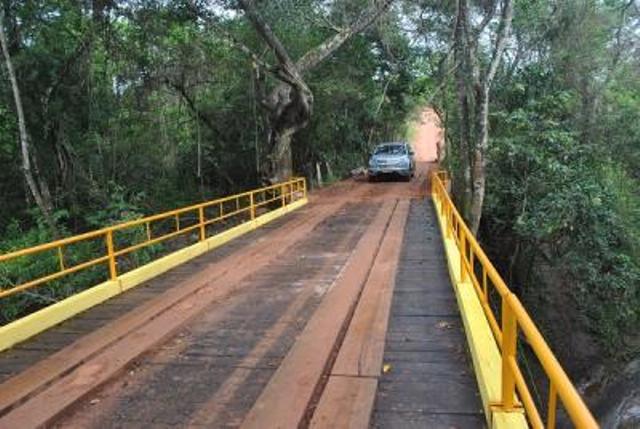Prefeitura de Patos de Minas entrega ponte do Aragão à população rural