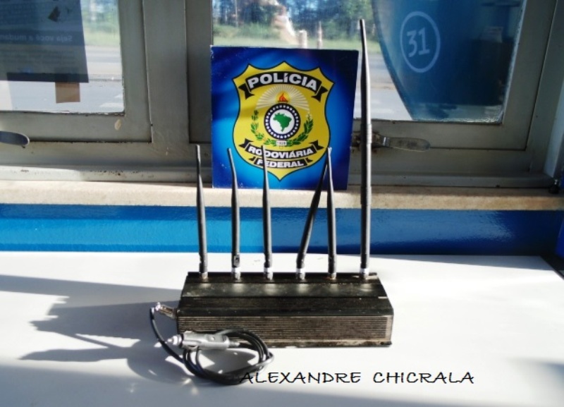 Polícia Rodoviária Federal e PM procuram suspeito que fugiu após abordagem
