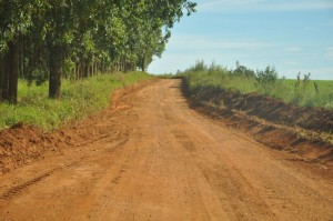 Produtores rurais satisfeitos com manutenção de estradas vicinais