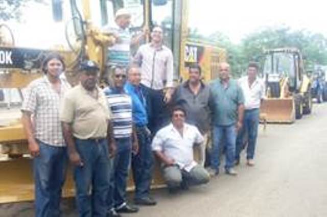 Prefeitura de Campos Altos consegue mais máquinas para serviços na zona rural