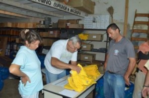 Secretaria Municipal de Infraestrutura de Patos entrega uniformes aos funcionários