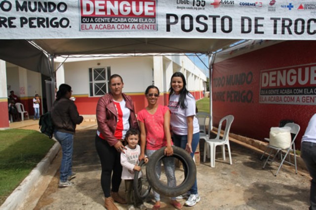 Maratona da Saúde de Tapira trabalha também no combate à dengue