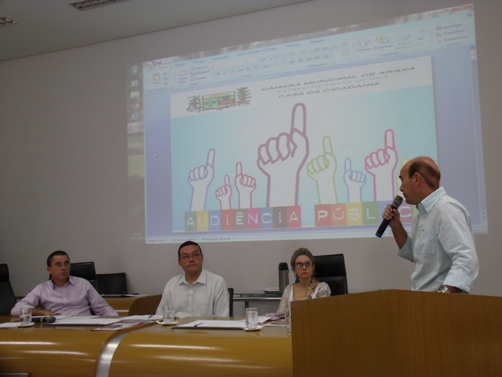 Poder público, entidades e sociedade debatem LDO 2014 em audiência pública na Câmara de Araxá