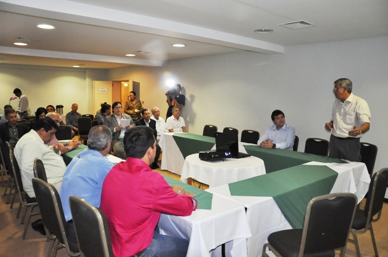 Prefeitos das cidades pertencentes à Ampla se reúnem em Araxá