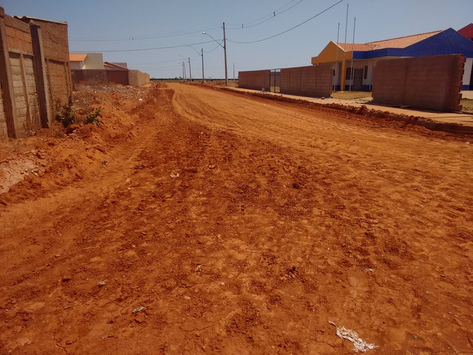 Parque Santo Antônio, em Serra do Salitre, recebe asfaltamento prometido