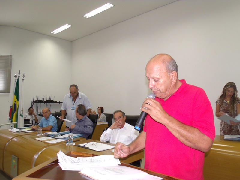 Vereador Carlos Roberto Rosa pede unidade do Senar para Araxá