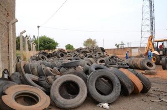 24 toneladas de pneus inservíveis retiradas de Ecoponto em Patos de Minas
