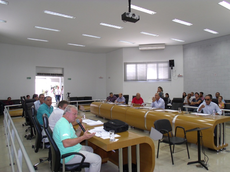Convênio com LAD, para Copa de Escolinhas de Futebol, tem pedido de vistas do vereador Fabiano