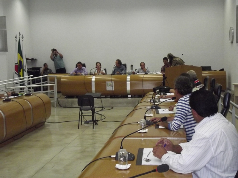 Após audiência pública, Câmara marca extraordinária para apreciar Orçamento 2015