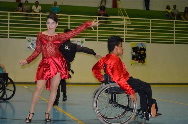 Cia araxaense de dança leva ouro em Campeonato Brasileiro de Dança em Cadeira de Rodas
