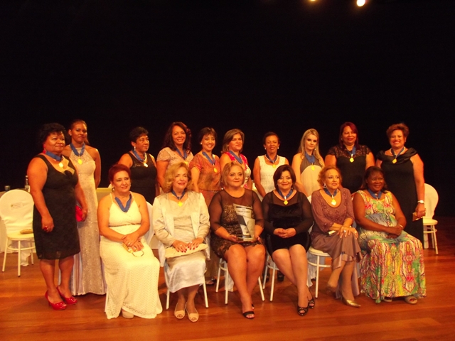 Medalha homenageia mulheres que contribuíram com o crescimento de Araxá