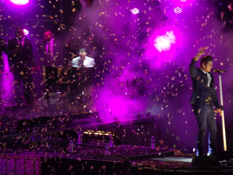 Com tecnologia e muita animação, Luan Santana marca penúltima noite da ExpoAraxá