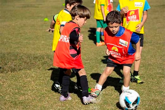 Materiais furtados são localizados em matagal entre bairros Santa Rita e Orozino Teixeira