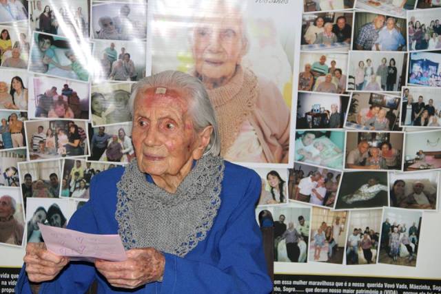 Homem preso acusado de tentativa de agressão contra idoso acamado