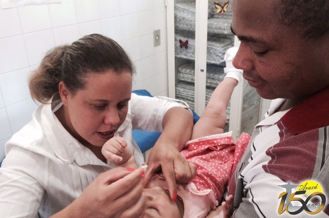 Mulher presa em Campos Altos, em ônibus rodoviário, com tabletes de maconha