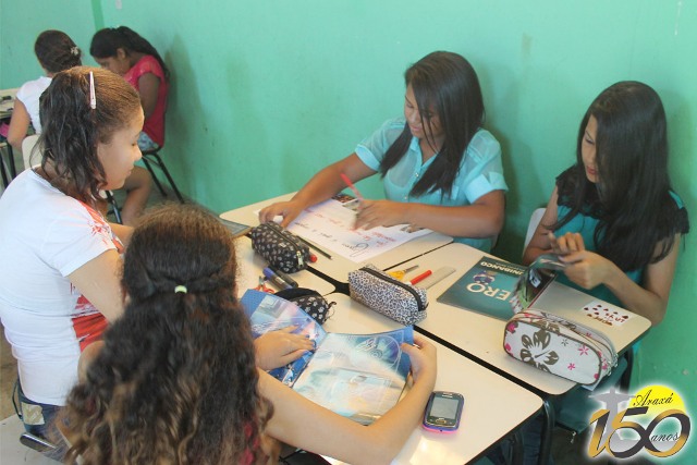 PM procura acusados de furto em joalheira no Centro de Araxá