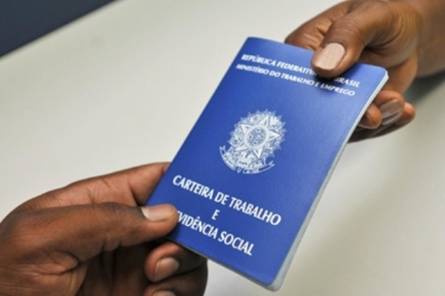 Cafeicultores familiares aprendem a utilizar a internet para se manter conectados com o mercado