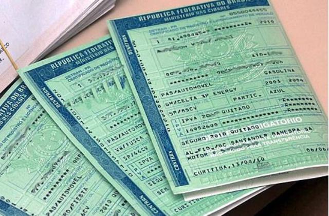 Operador de roçadeira, vendedor interno e esteticista: essas são algumas das vagas abertas no Sine Araxá