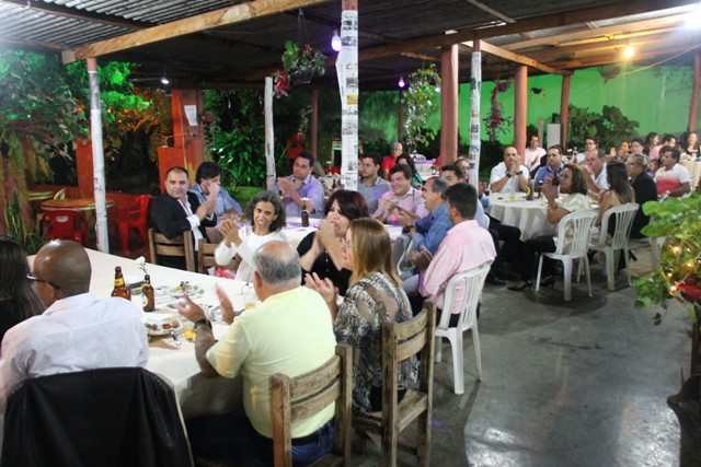 AIA entrega Prêmio Túlio Maneira e empossa nova diretora para triênio 2017/2019