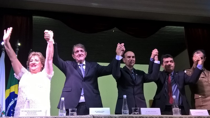 Vereadores, prefeito e vice-prefeita de Araxá são empossados para quadriênio 2017/2020