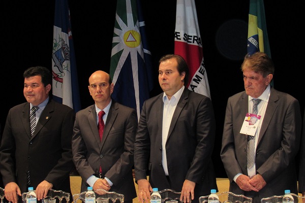 Seminário de Câmaras é aberto em Araxá com presenças de autoridades estaduais e nacionais