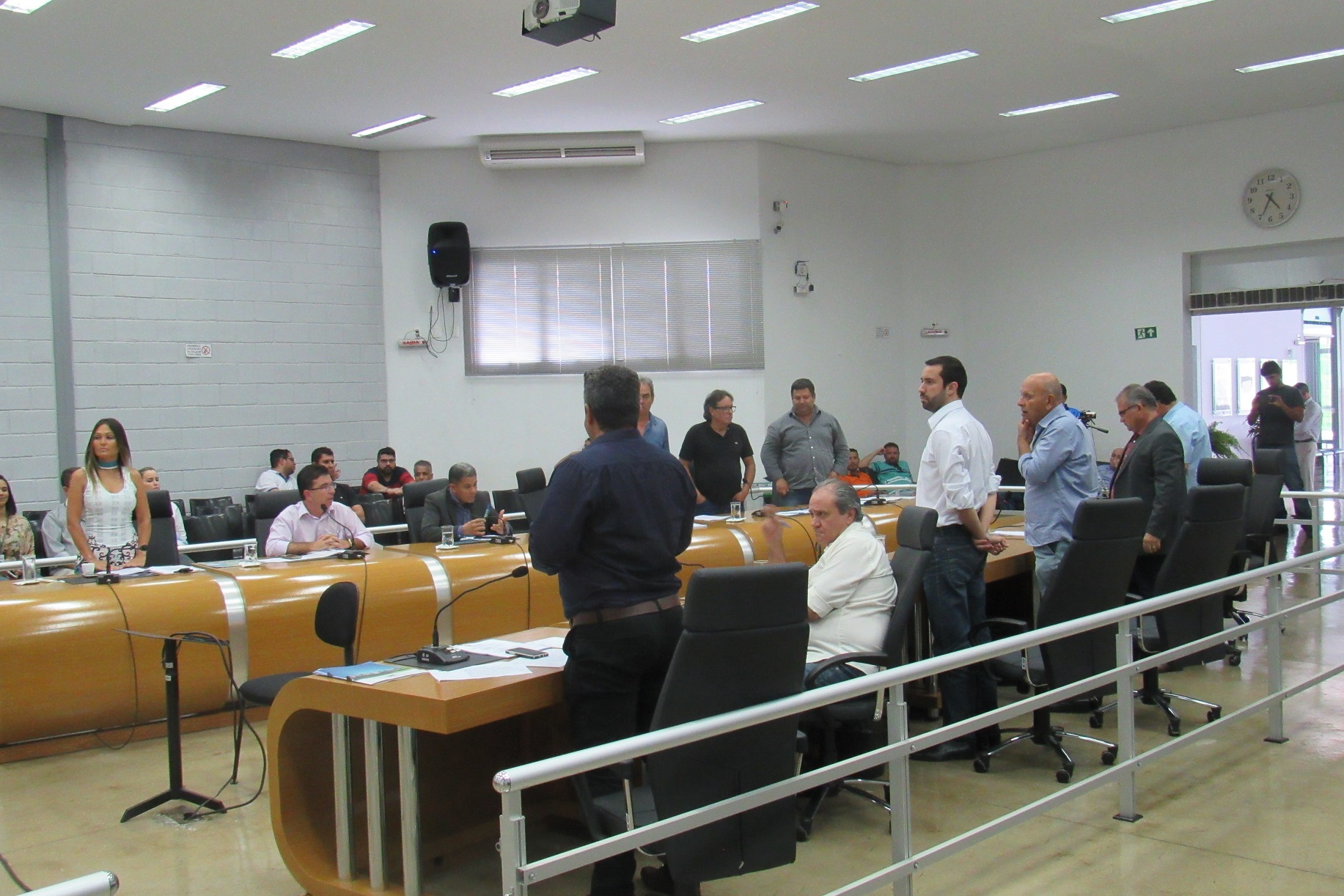 Pagamento de 13° salário para funcionalismo público municipal será pago entre dias 10 e 12