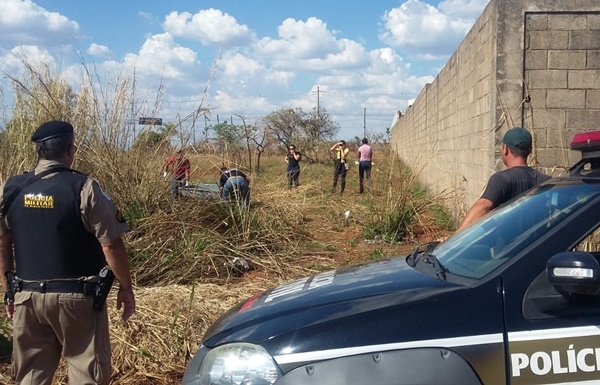 Cadáver de mulher, em estado de decomposição avançado, encontrado no Setor Oeste de Araxá