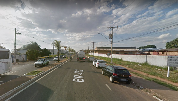 Bandidos rendem funcionários e roubam comércio no Setor Oeste de Araxá