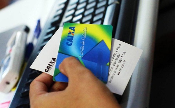 Nascidos em março e abril começam a receber abono salarial do PIS 2017