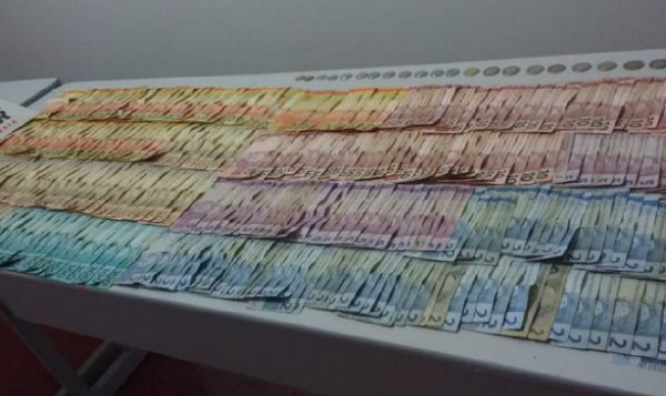 Acusado preso por desobediência e tráfico de drogas no Setor Norte de Araxá