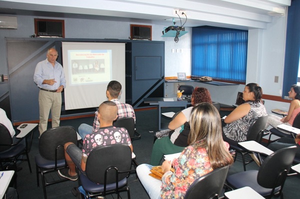 PM de Araxá procura acusados de furtos de baterias veiculares