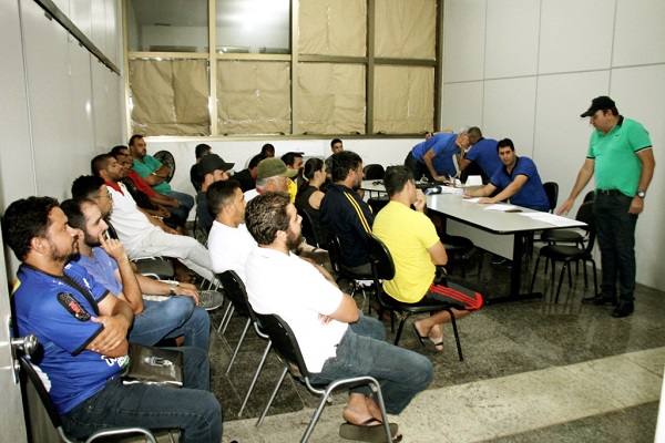 Acusado é preso por furto de combustível e tem armas apreendidas em Sacramento