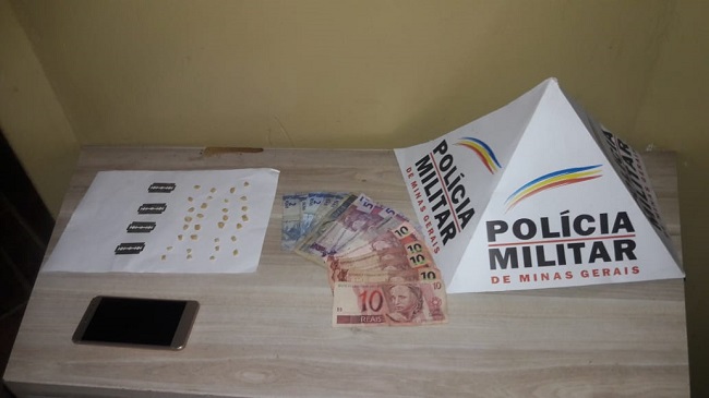 Jovem preso com drogas no Setor Norte de Araxá