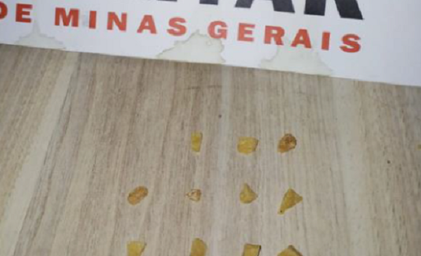 Ampliação do acervo de livros para Cemeis e Emeis de Araxá é solicitada na Tribuna da Câmara