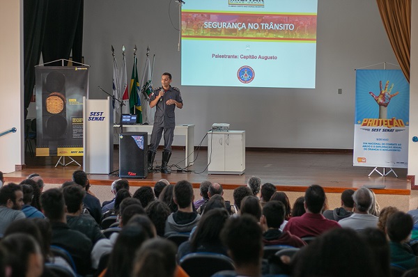 Sistema de renovação cadastral de empresas de transportes será alterado pelo DEER/MG