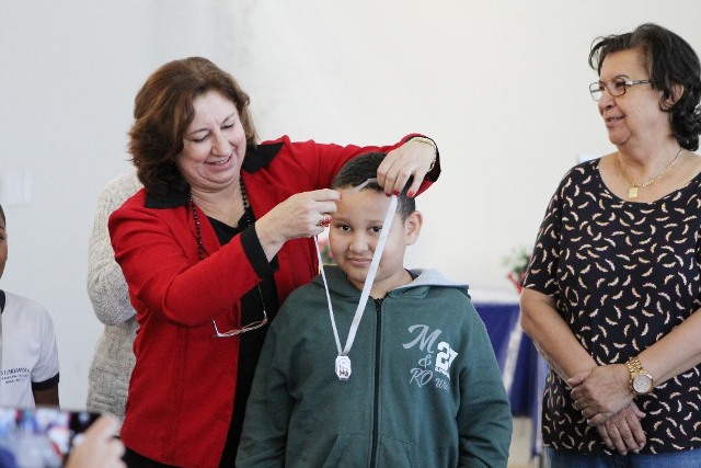 Idosa de 70 anos cai no golpe do falso sequestro em Araxá
