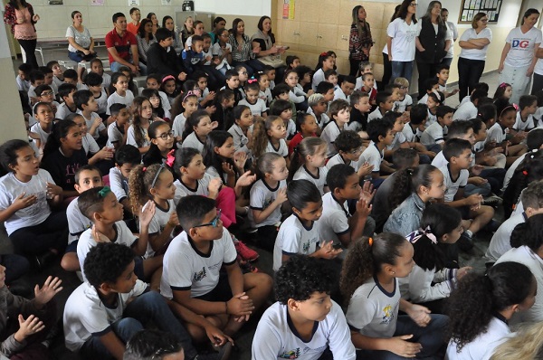 Dois menores, acusados de roubo no Setor Norte de Araxá, apreendidos pela PM