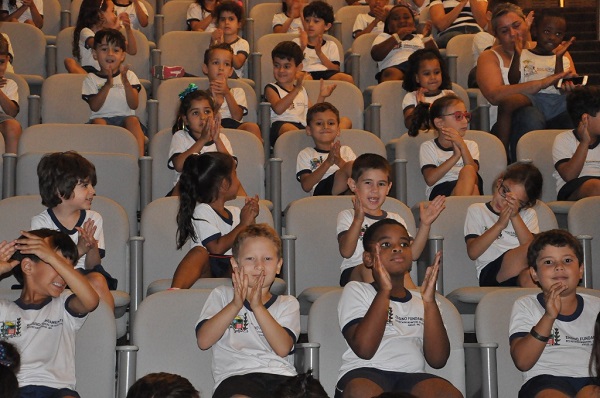 Dois menores, acusados de roubo no Setor Norte de Araxá, apreendidos pela PM