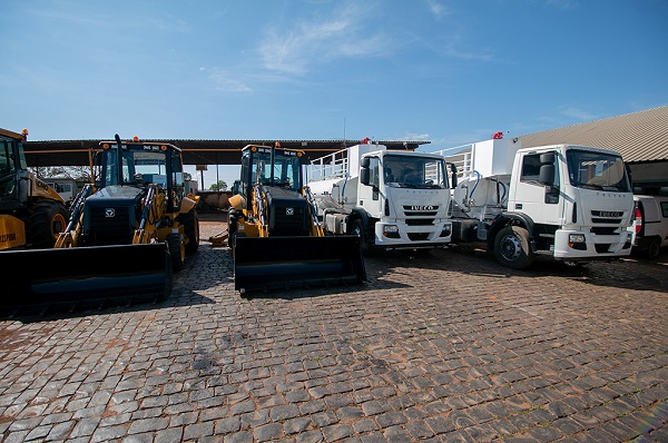 Em operação, PM de Tapira apreende automóveis e prende acusados de clonagem