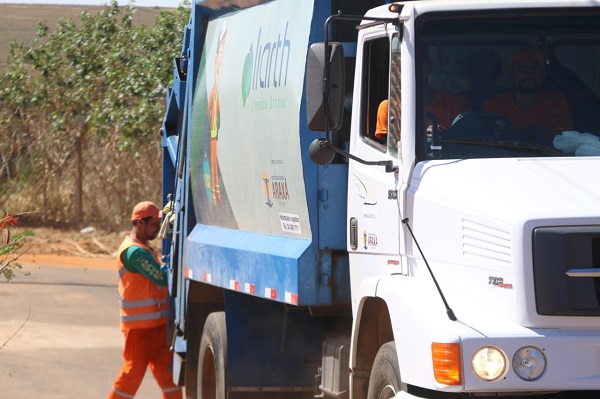 Bairros de Araxá tem alteração no horário da coleta de lixo