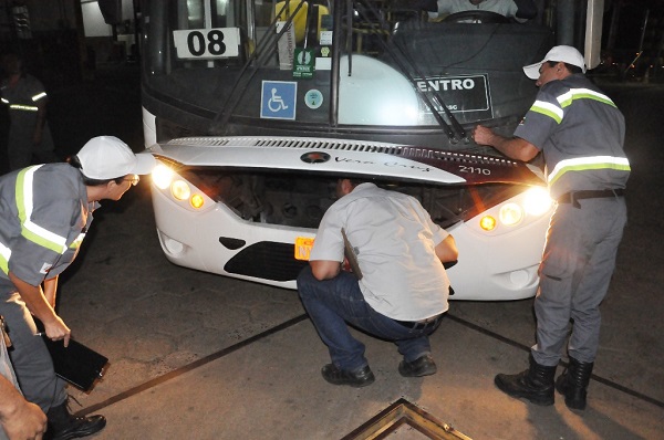 Em duas ocorrências diferentes, PM apreende armas de fogo em Campos Altos