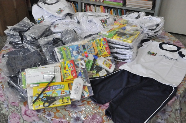 Detran-MG suspende serviços relacionados a veículos para adotar nova placa de identificação veicular