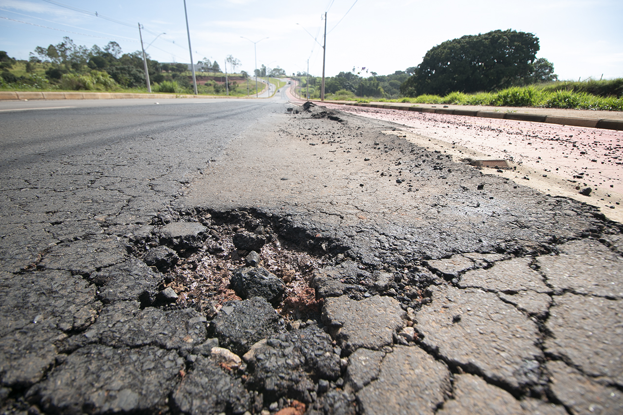 Agilidade na retomada dos serviços de iluminação pública em Araxá é solicitada na Câmara