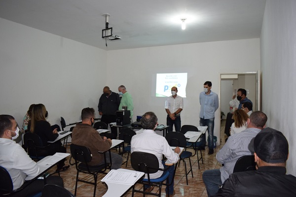 PSD/Araxá faz reunião de trabalho com pré-candidatos a Vereador